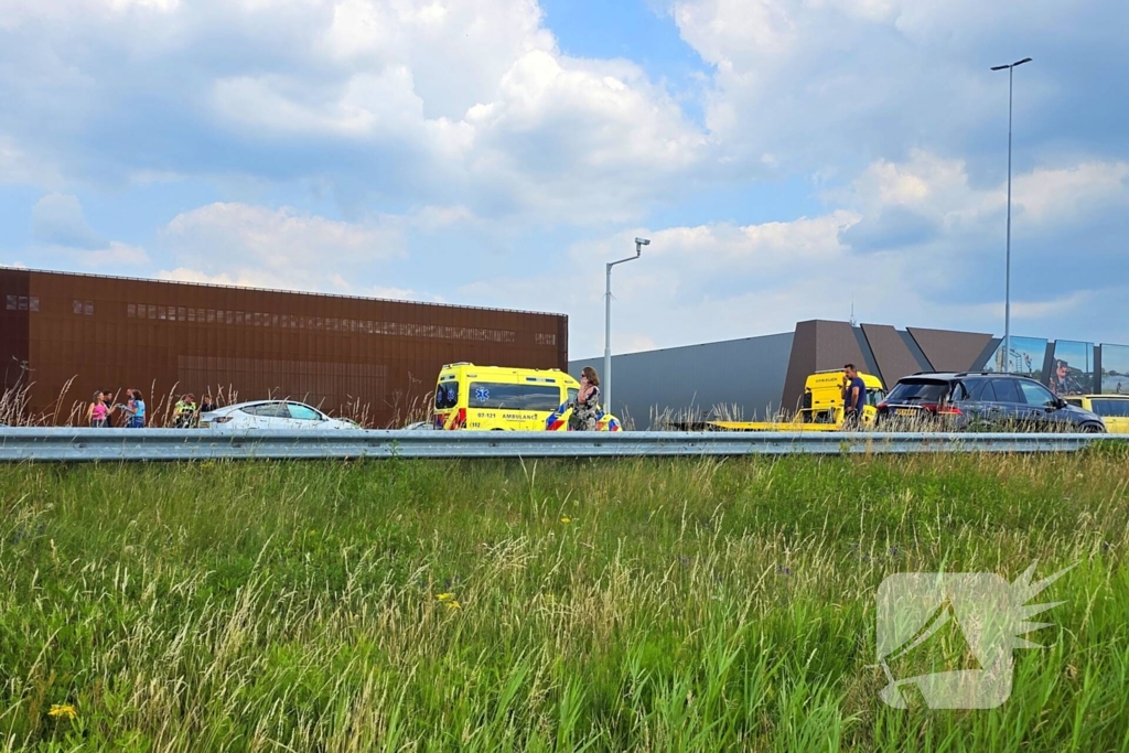 Meerdere voertuigen betrokken bij aanrijding met letsel