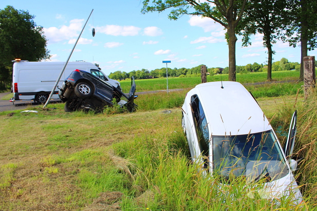 Ongeval met voertuigen in water