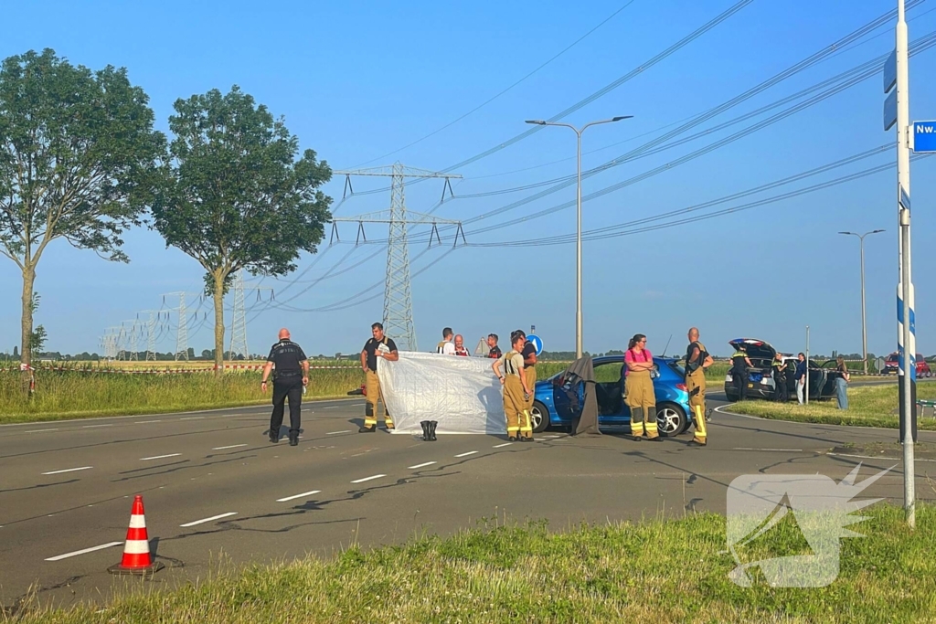 22-jarige motorrijder overleden, 17-jarige automobilist en moeder aangehouden