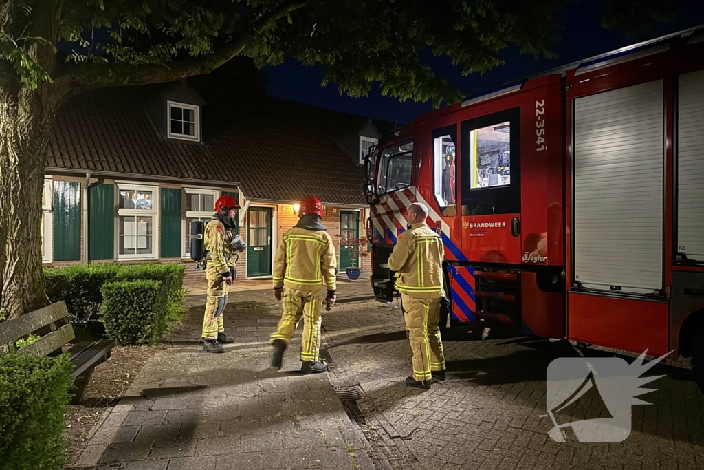 Woningbrand in de nacht snel geblust