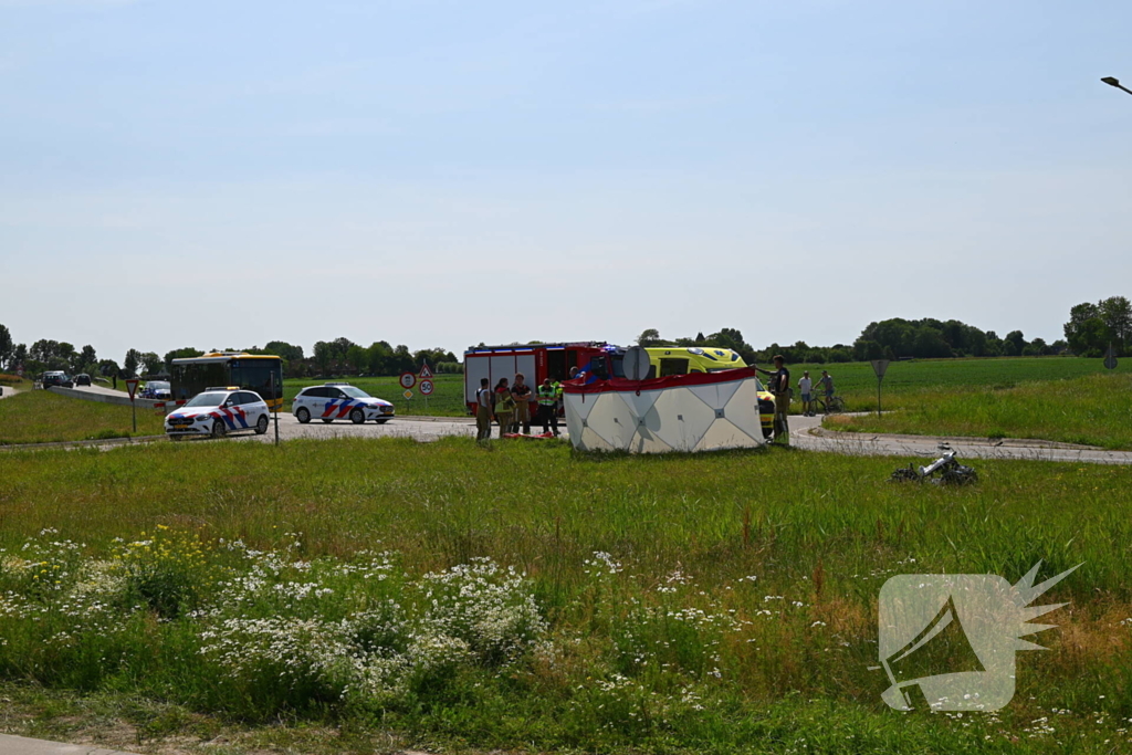 Ernstig ongeval met scootmobiel en auto