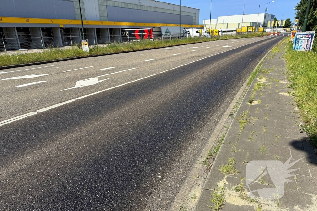 Vettige substantie leidt tot wegafsluiting