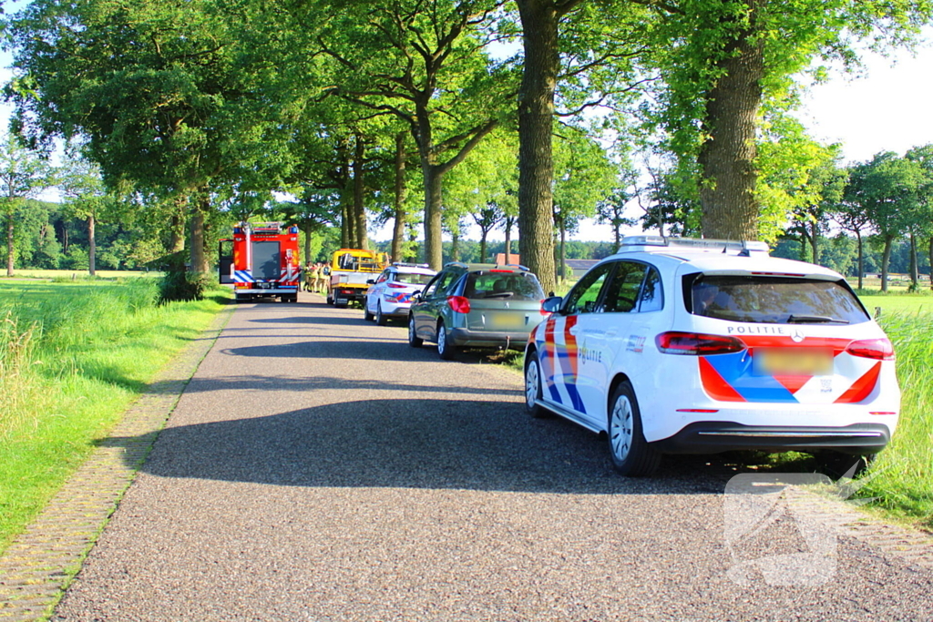 Brandweer onderzoekt gedumpte vaten