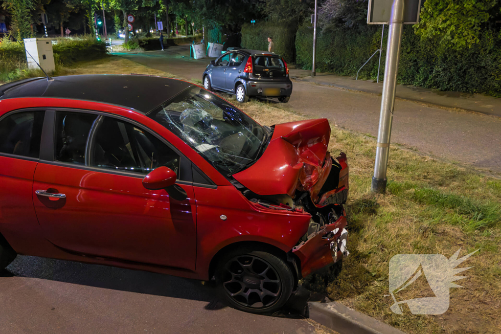Gewelddadige taxi-overval leidt tot ongeval en arrestatie