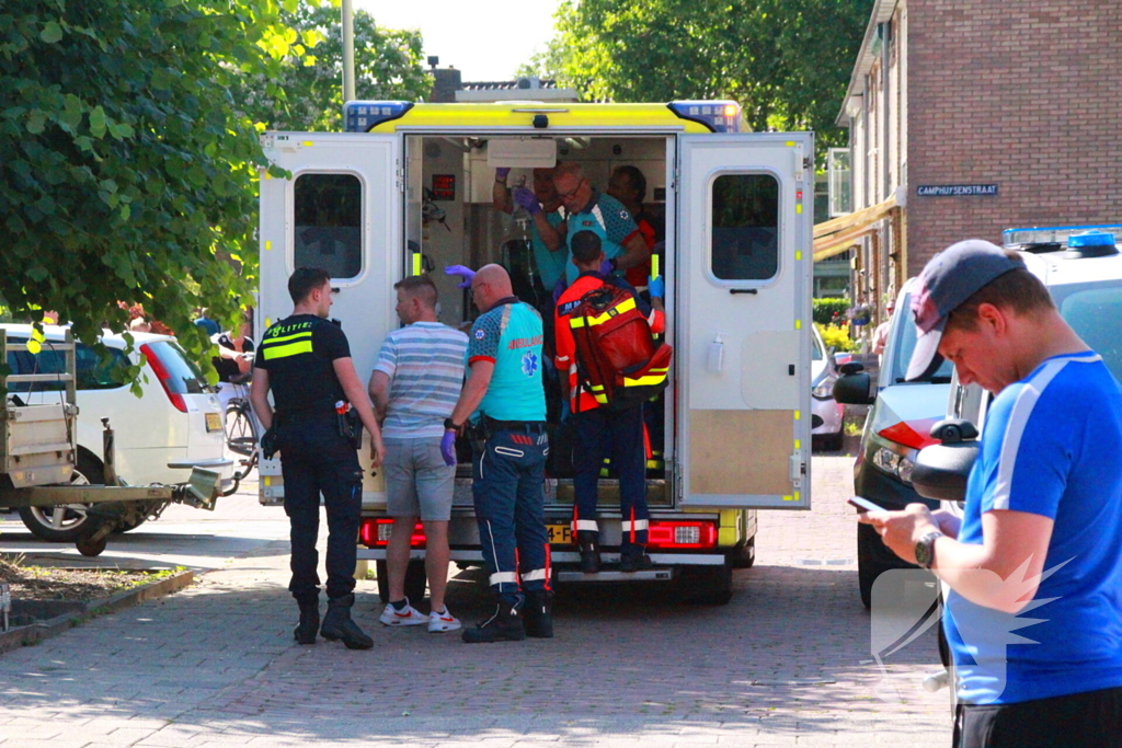 Gewonde na steekpartij in tuin