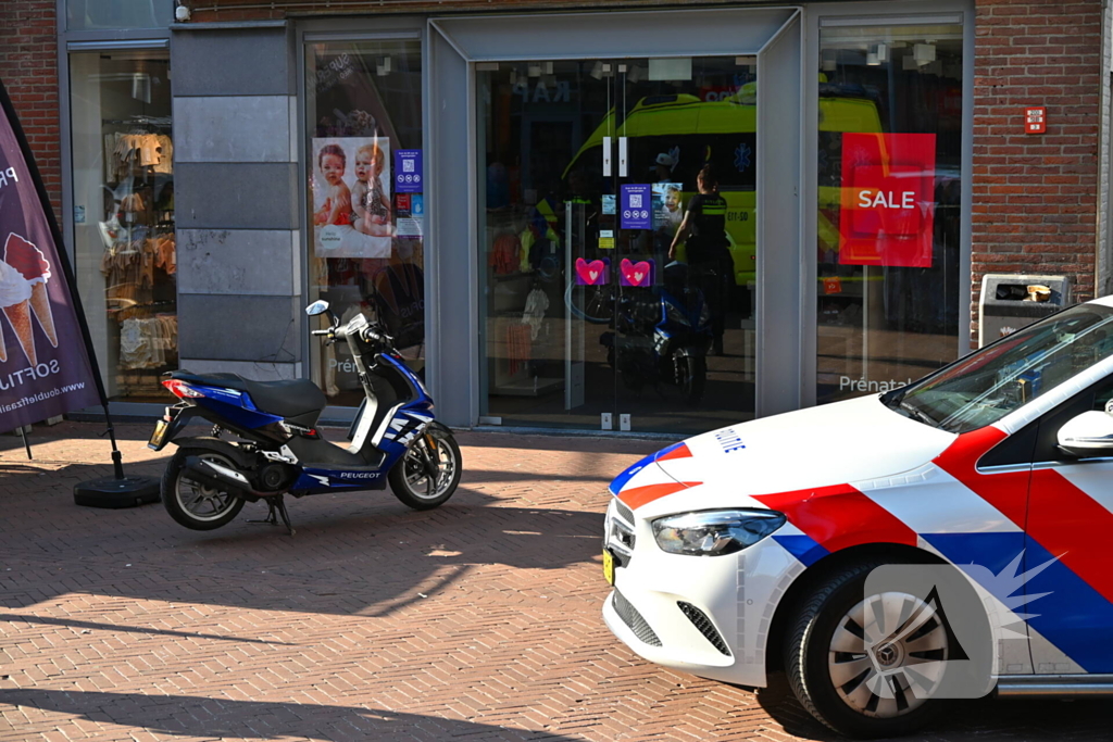 Botsing tussen fiets en scooter