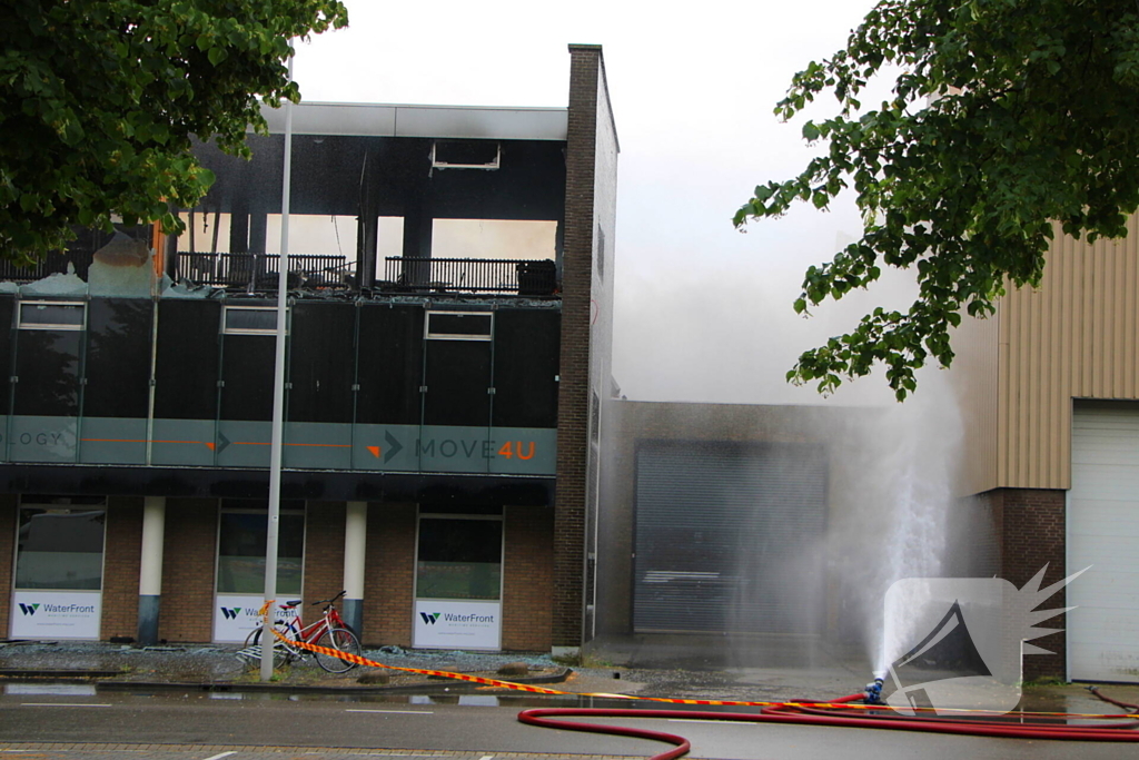 Flinke rookontwikkeling bij industriebrand