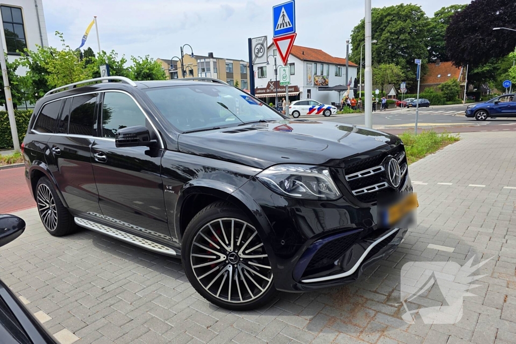 Scooterrijdster gewond bij aanrijding met auto