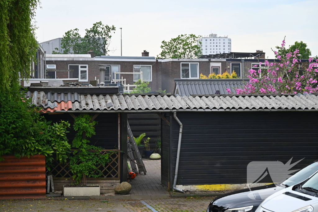 Schuurbrand snel onder controle