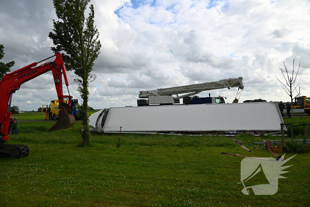 Hijskraan ingezet voor berging