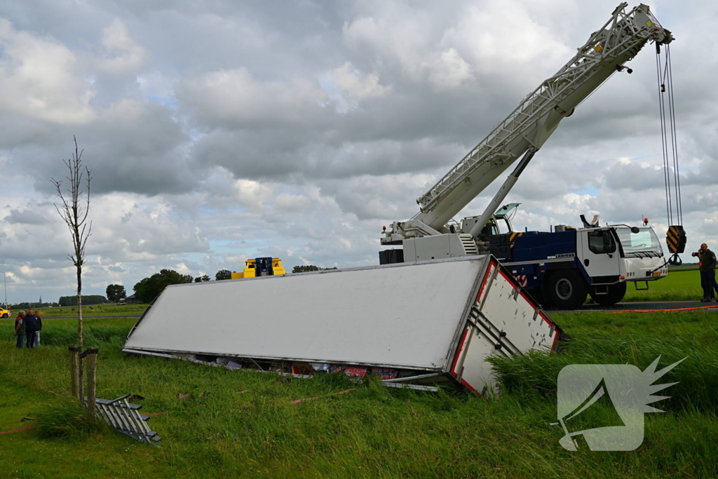 Hijskraan ingezet voor berging