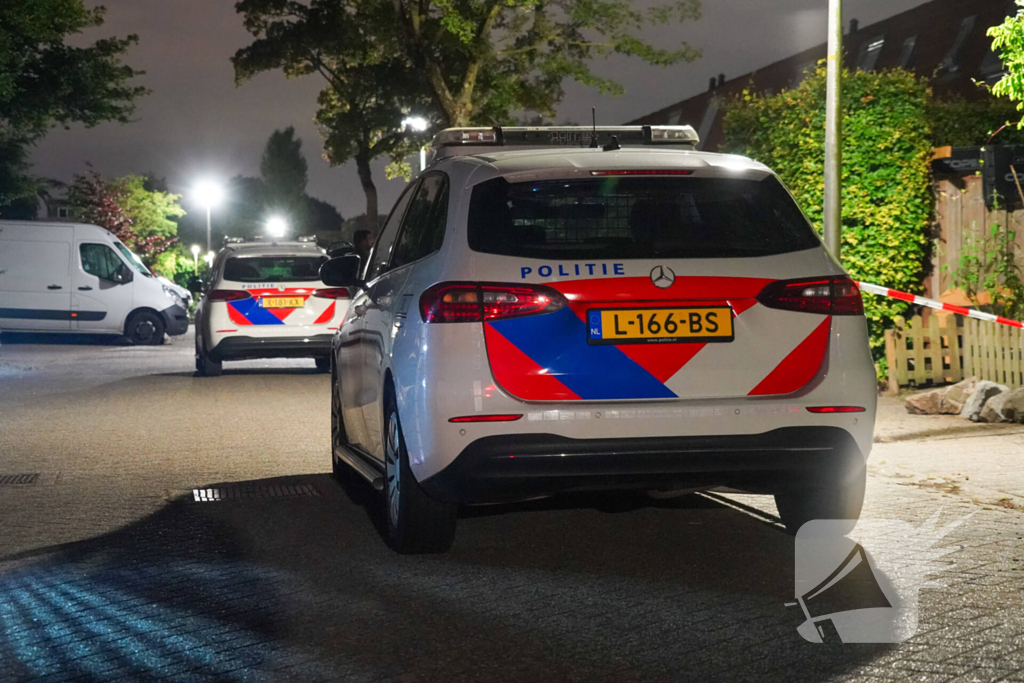 Kogelgat zichtbaar in raam na schietpartij