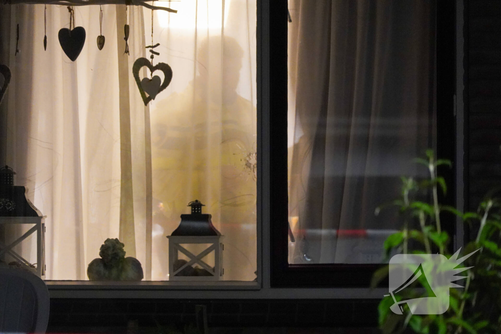 Kogelgat zichtbaar in raam na schietpartij