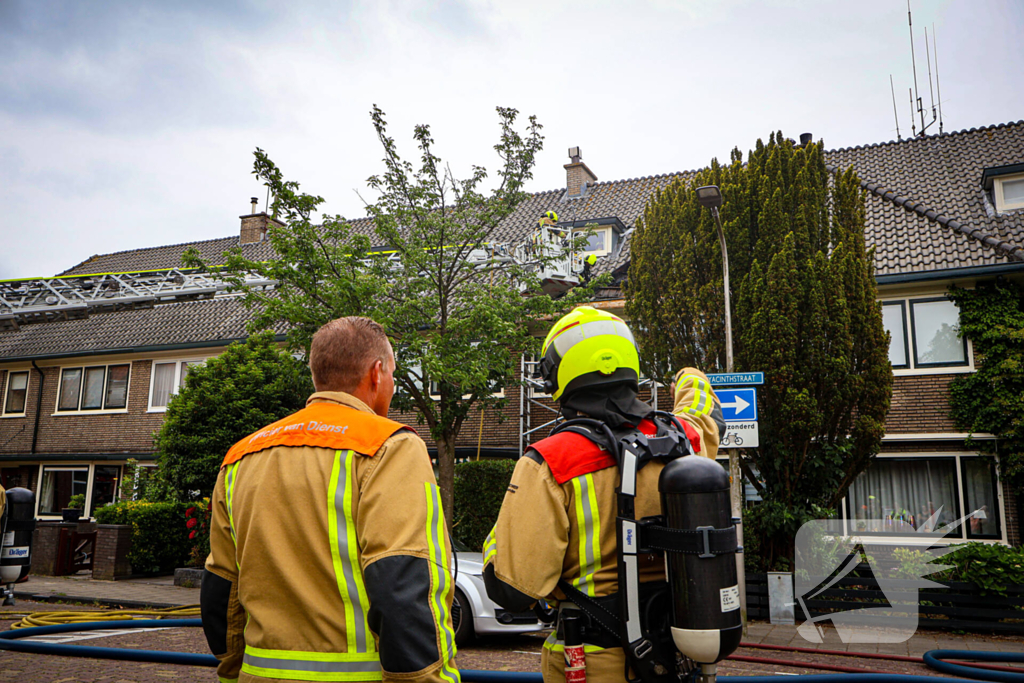 Sloopwerkzaamheden bij brand in dak