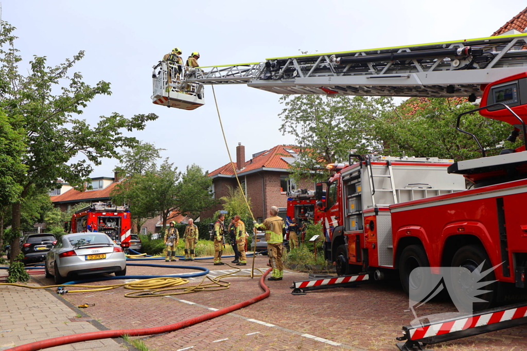 Sloopwerkzaamheden bij brand in dak