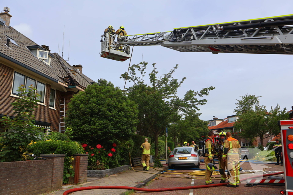 Sloopwerkzaamheden bij brand in dak