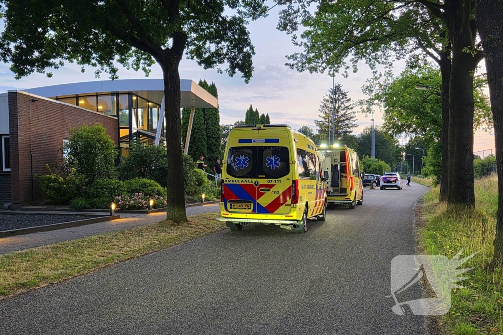 Gewonde en drie aanhoudingen na steekpartij