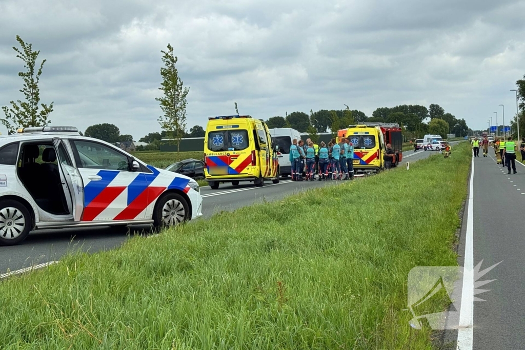Twee personen overleden bij ernstig ongeval op N194, traumahelikopter geland