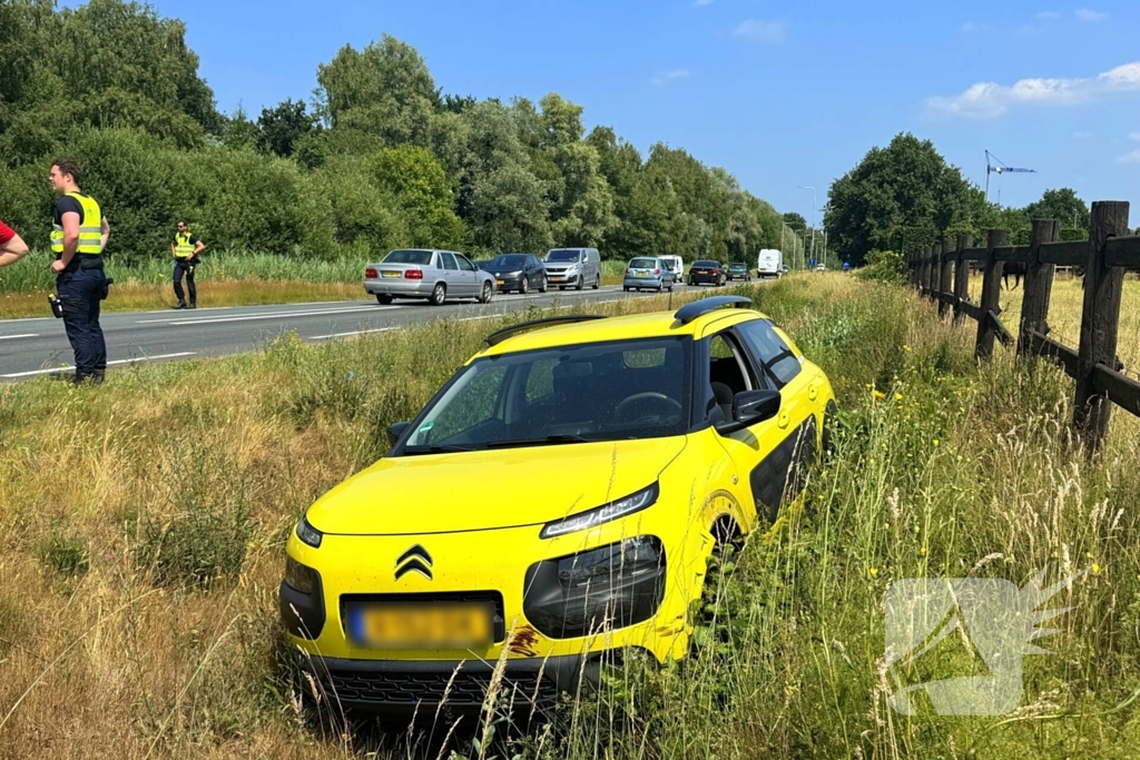 Ongeval tijdens inhaalactie leidt tot schade