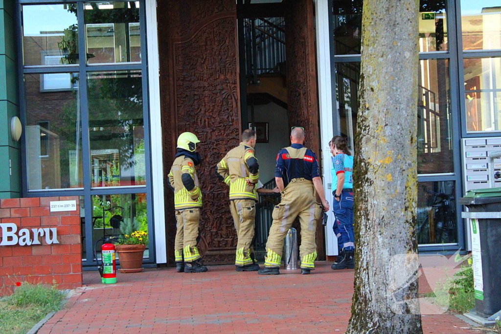 Persoon gecontroleerd bij brand