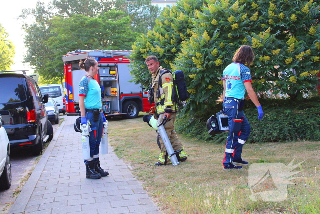 Persoon gecontroleerd bij brand