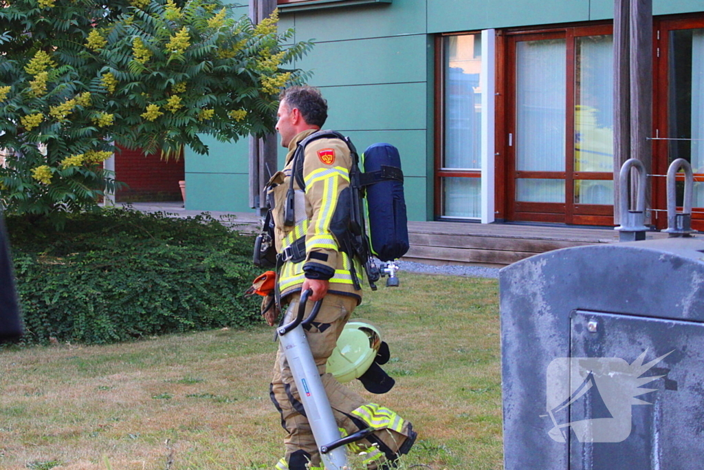 Persoon gecontroleerd bij brand