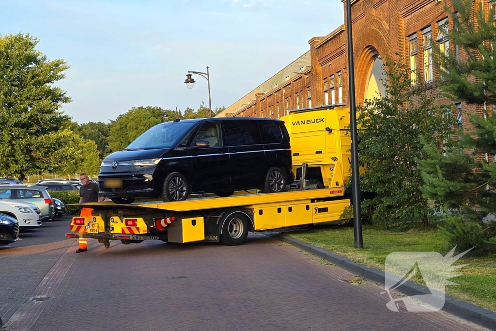 Politie vindt volkswagen Multivan van ruim  85000,00 terug die niet terug kwam van proefrit