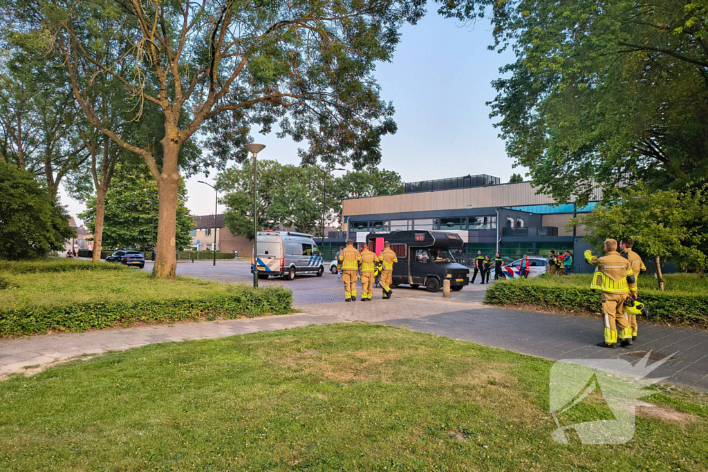 Explosievendienst onderzoekt camper na incident