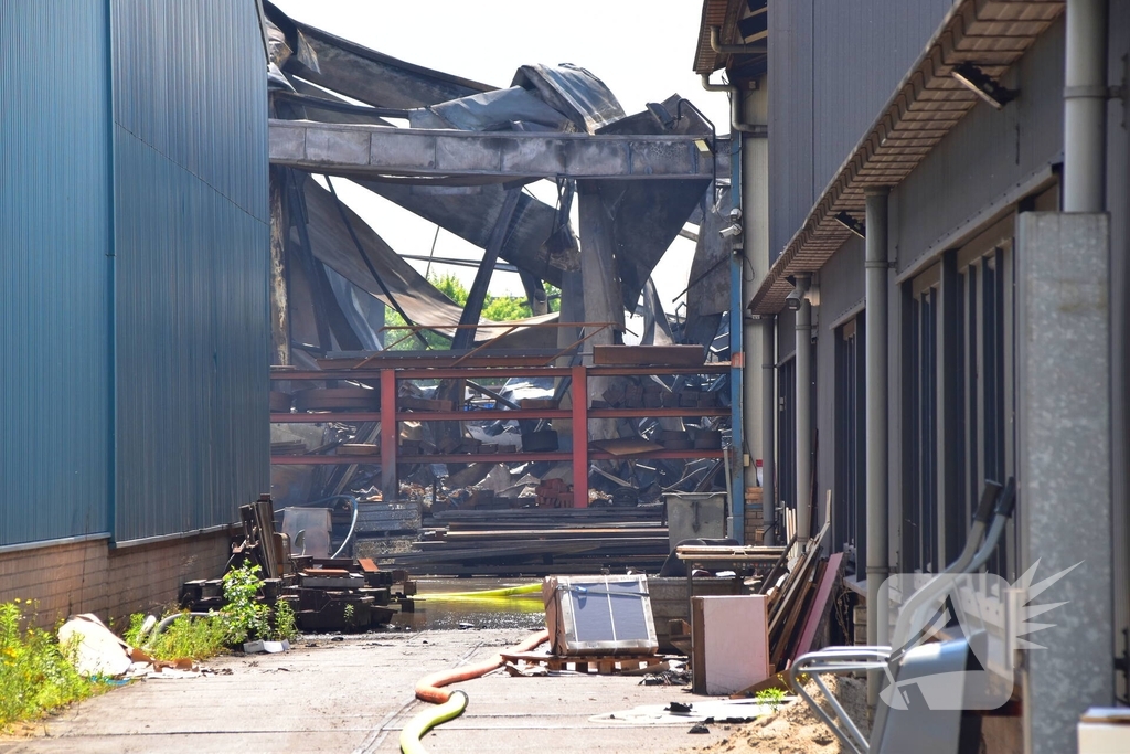 Zware schade door industriebrand