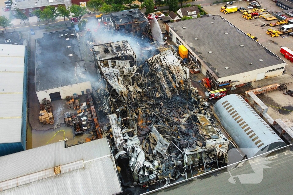 Zware schade door industriebrand