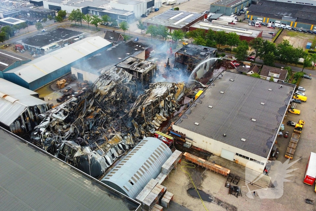 Zware schade door industriebrand