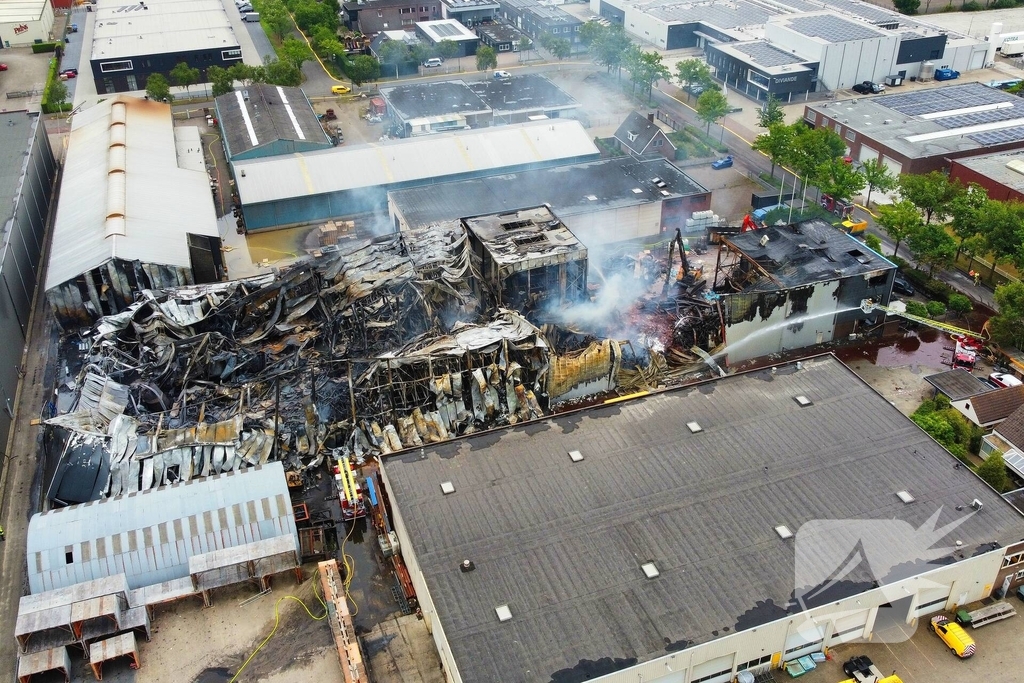 Zware schade door industriebrand