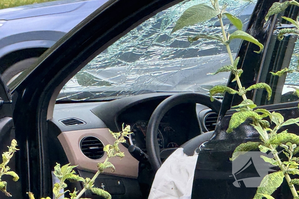 Oud echtpaar gewond bij ongeval op rotonde