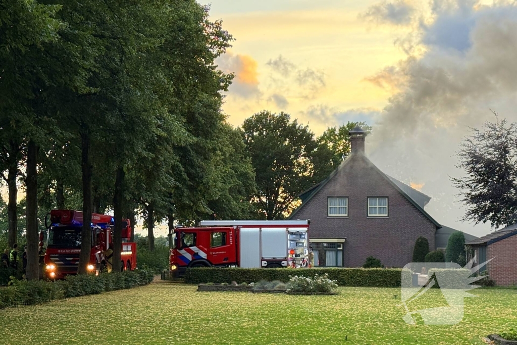Kortdurende uitslaande brand in woonboerderij