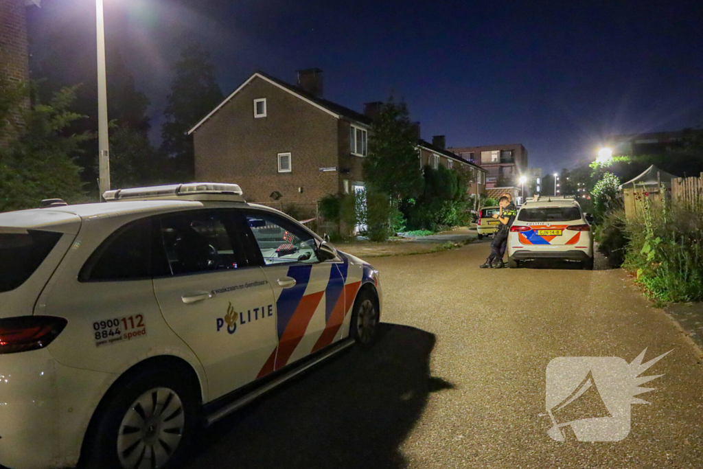 Schietincident in woonwijk: geparkeerde auto beschoten