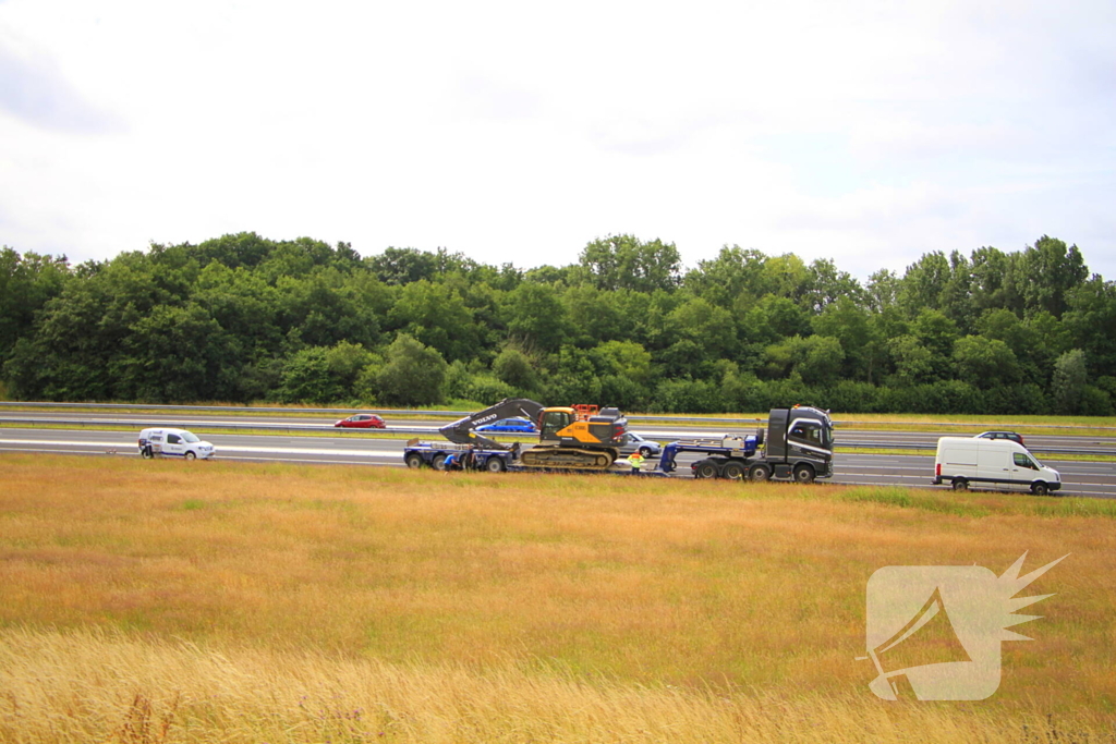 Vrachtwagenbrand door klapband snel geblust