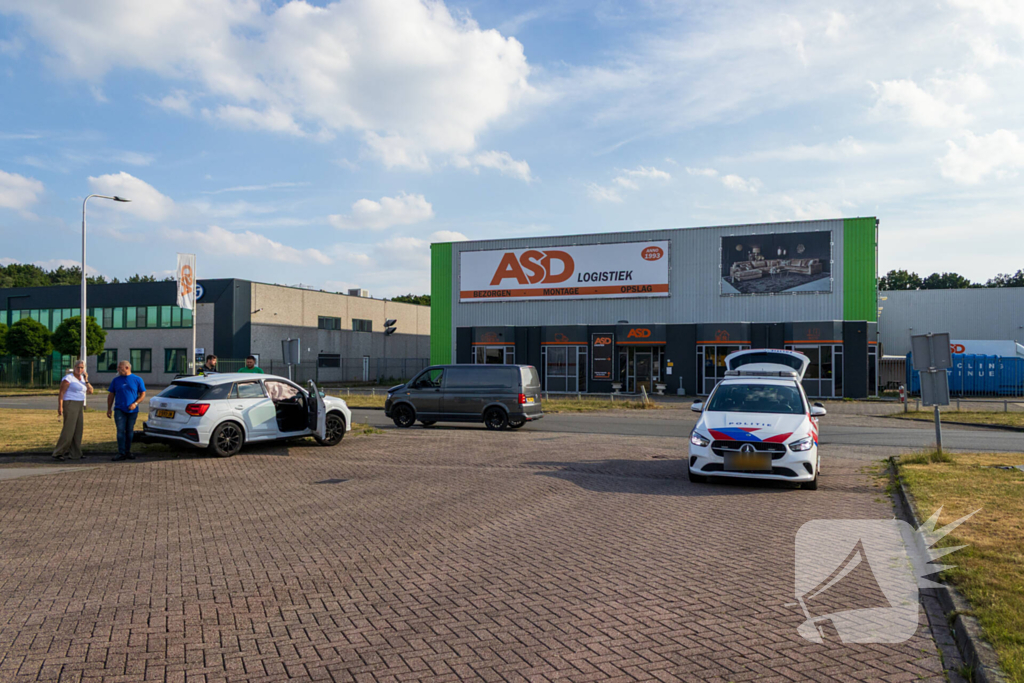 Ongeval tussen busje en auto zonder gewonden