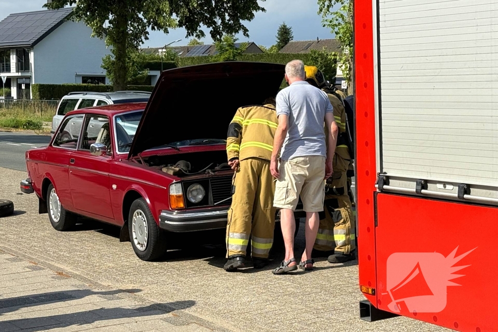 autobrand veroorzaakt rookontwikkeling