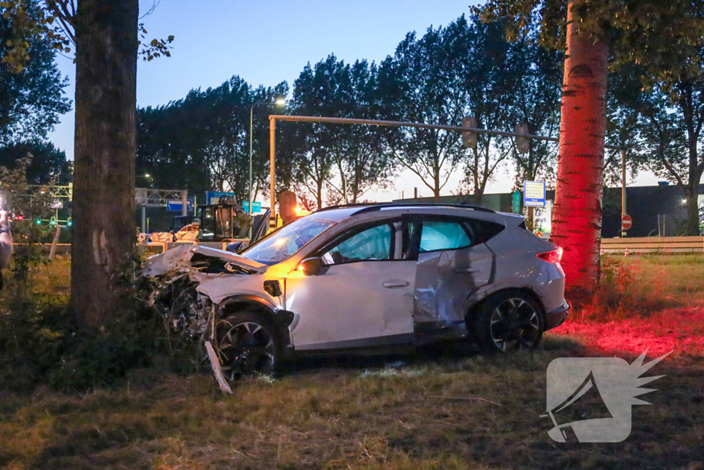 Ongeval tussen taxi en personenwagen leidt tot meerdere gewonden