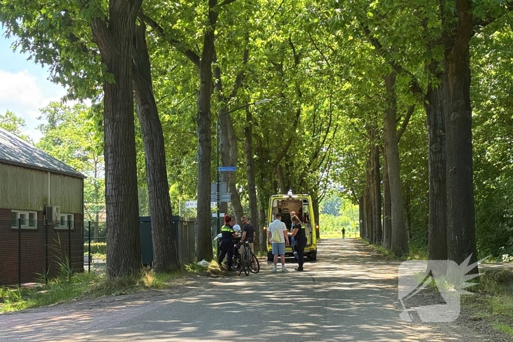 Fietser gewond na aanrijding met motorrijder zonder rijbewijs