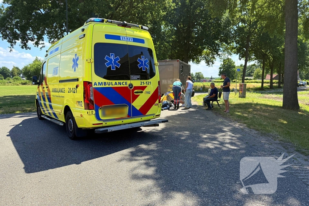 Motorrijder gewond na botsing met auto