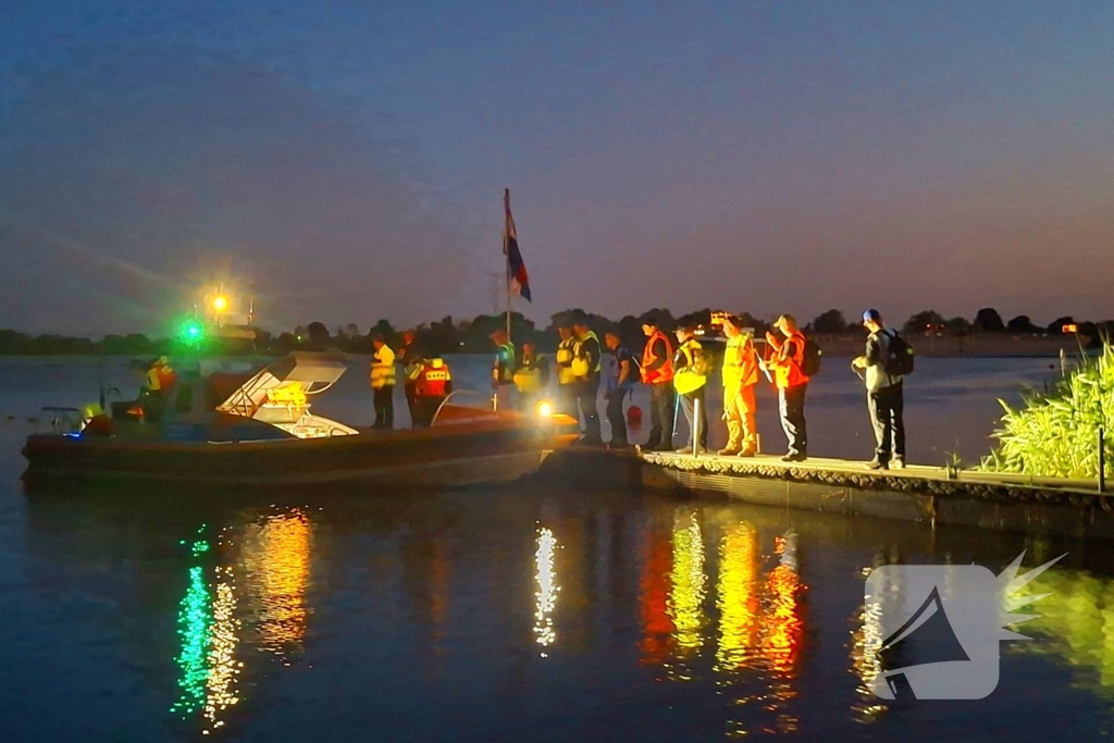 Zoektocht op water na vermissing