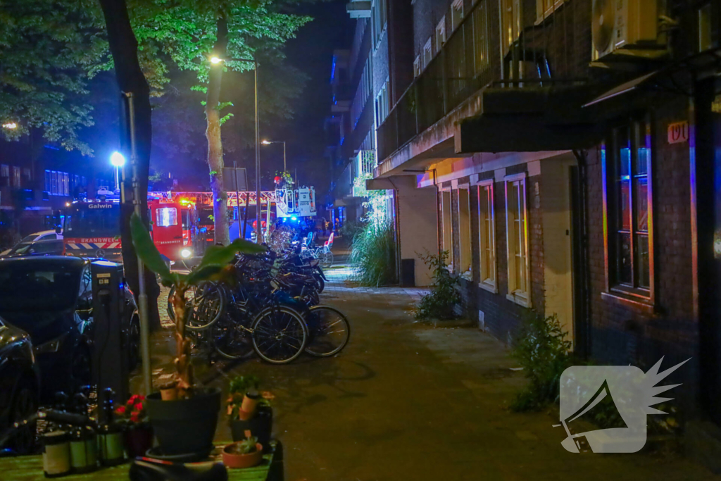 Explosie leidt tot woningbrand en grote hulpverlening