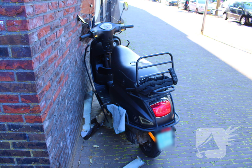 Scooterrijder gewond bij botsing