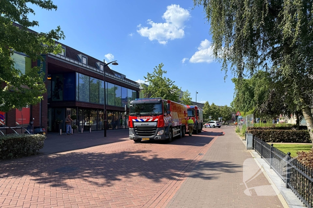 Brandmelding in kledingwinkel leidt tot ontruiming