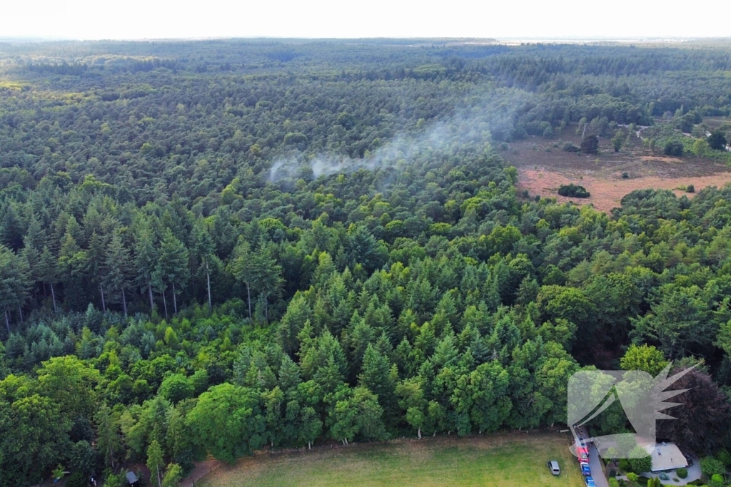 Brandweer pakt heidebrand aan