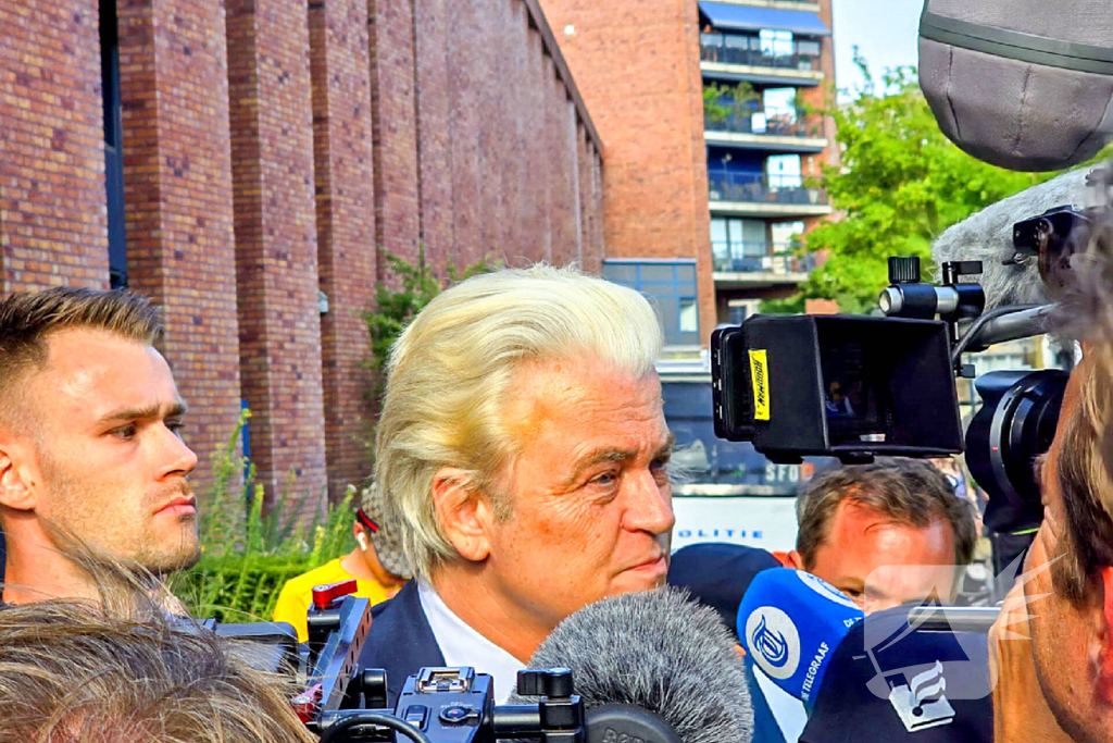 Demonstratie tegen AZC wegens zedendelict