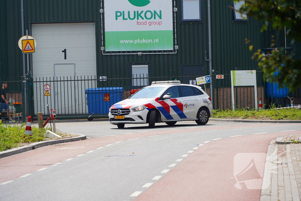 Heftruck volledig uitgebrand