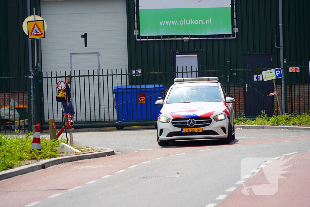 Heftruck volledig uitgebrand