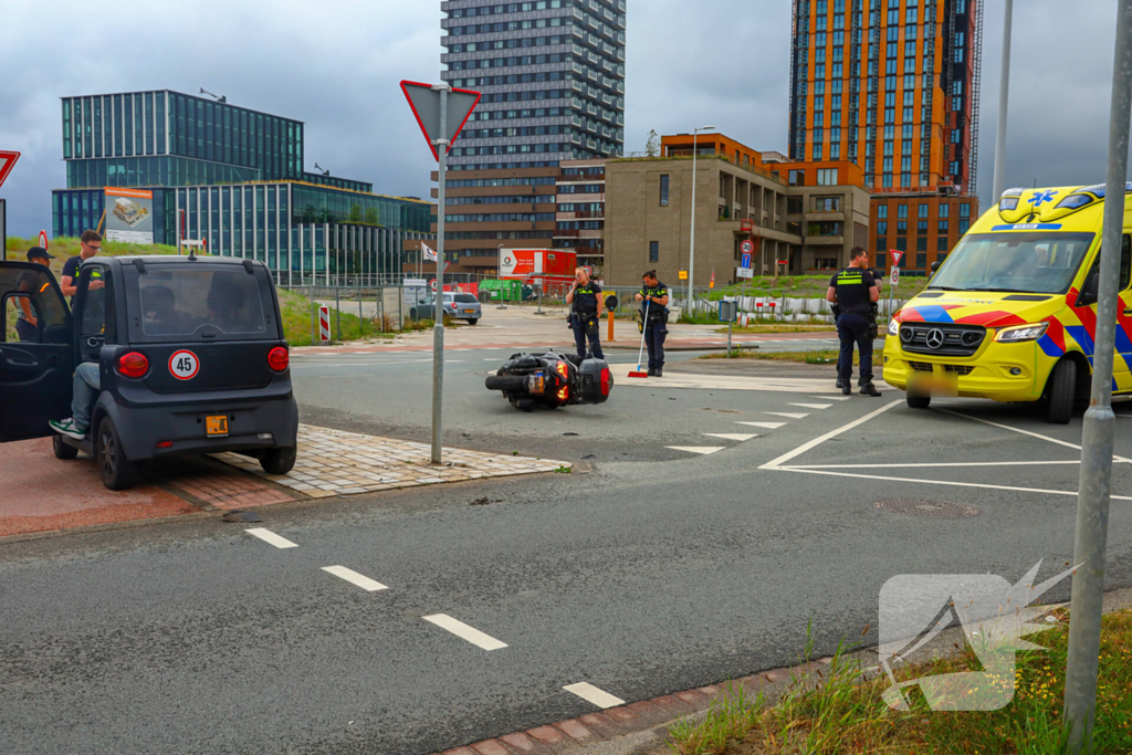 Motorrijder gewond na aanrijding met brommobiel